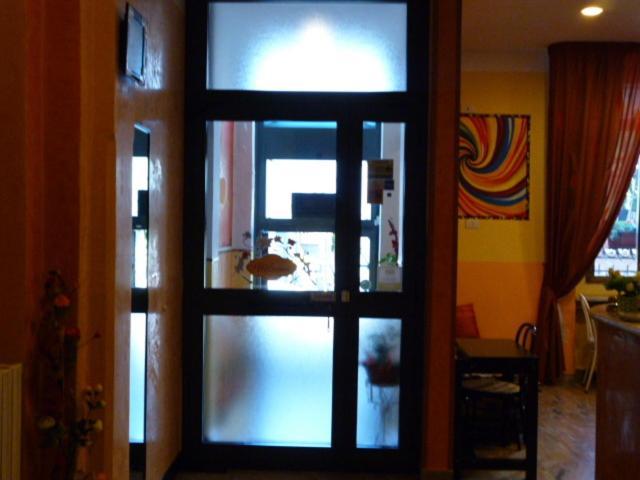 Quarto com Cama de Casal ou 2 de Solteiro
